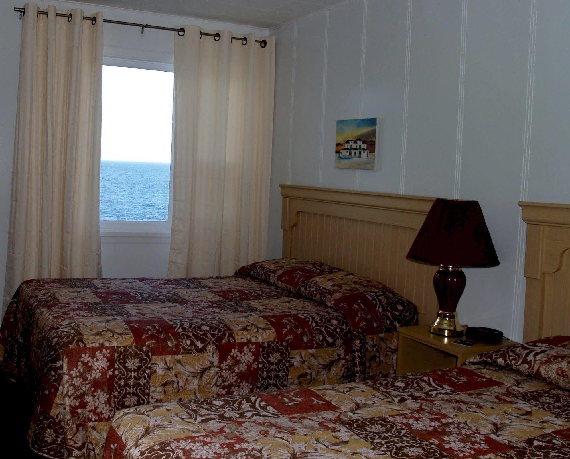 Restaurant-Motel L'Etoile du Nord Pointe a la Fregate Extérieur photo