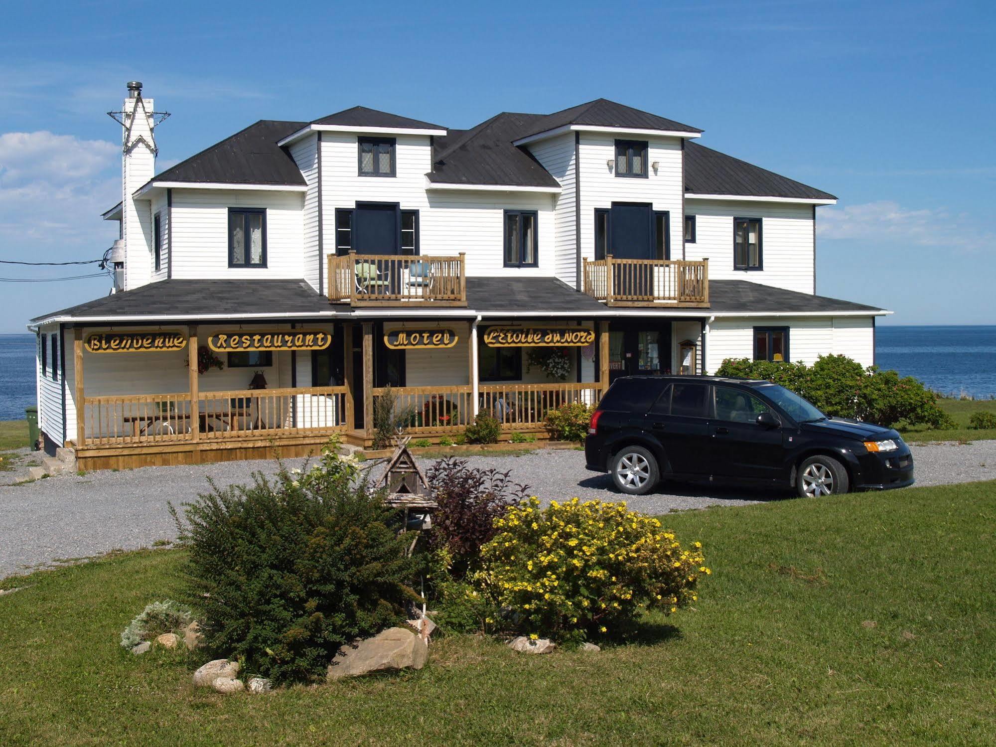 Restaurant-Motel L'Etoile du Nord Pointe a la Fregate Extérieur photo