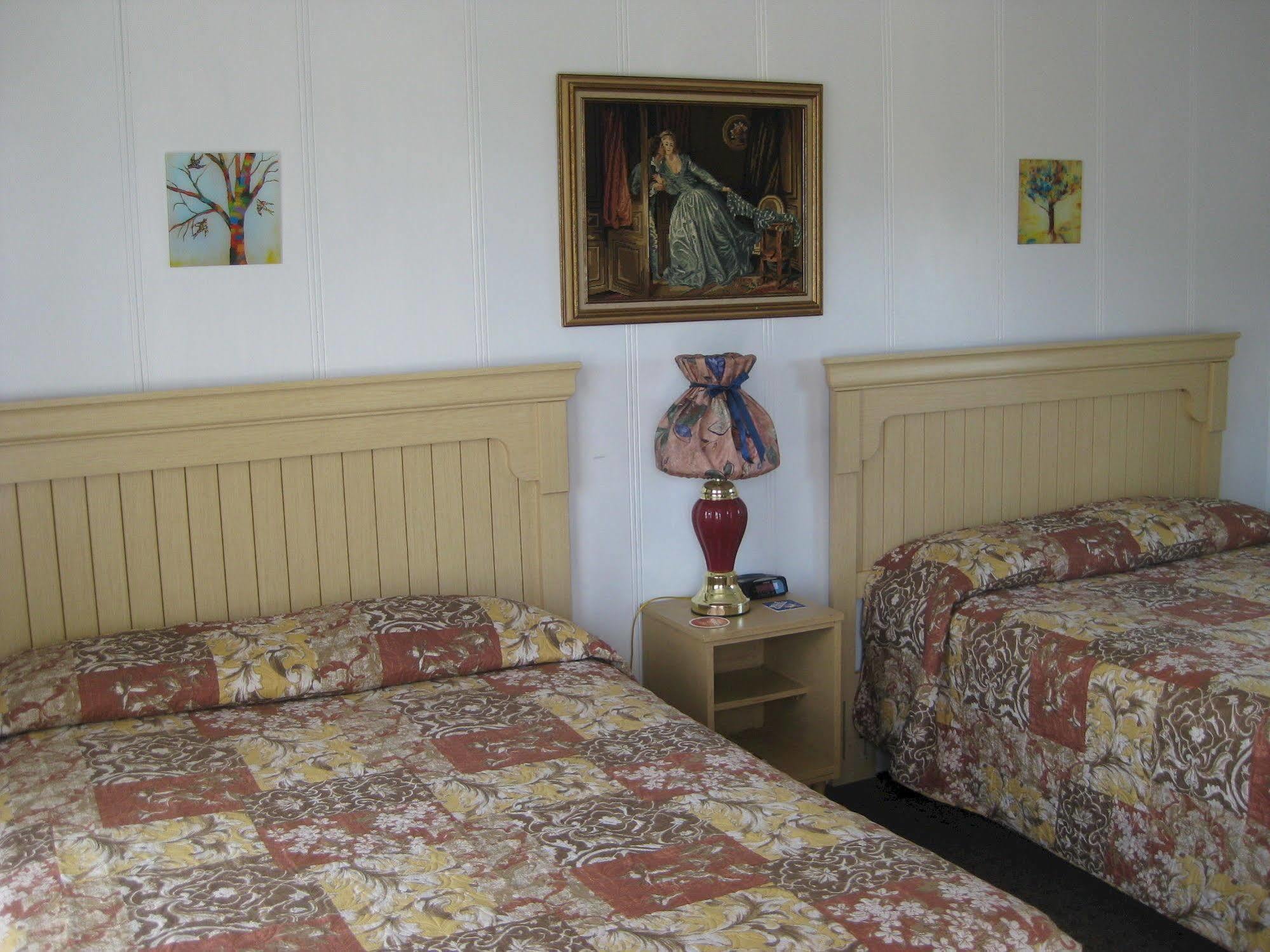 Restaurant-Motel L'Etoile du Nord Pointe a la Fregate Extérieur photo
